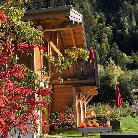 Chalet Beurre Noisette&spa Face Aux Aiguilles De Chalet Chamonix