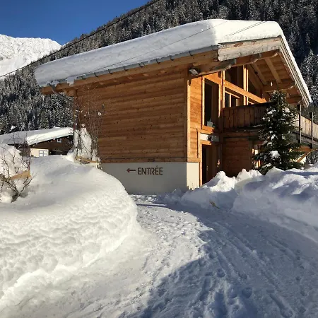 Chalet Beurre Noisette&spa Face Aux Aiguilles De Chalet Chamonix