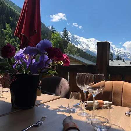 Chalet Chalet Beurre Noisette&spa Face Aux Aiguilles De *