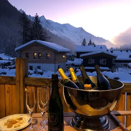 Chalet Beurre Noisette&spa Face Aux Aiguilles De Chalet