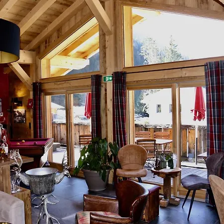 Chalet Beurre Noisette&spa Face Aux Aiguilles De Chalet Chamonix